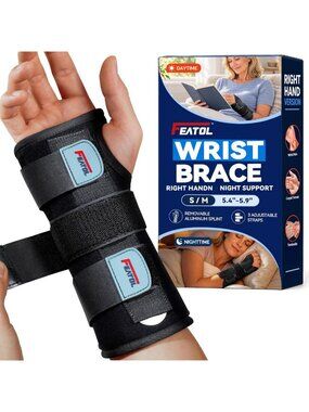 Adjustable Carpal Tunnel Wrist Brace for Night Support - Right Hand Relief